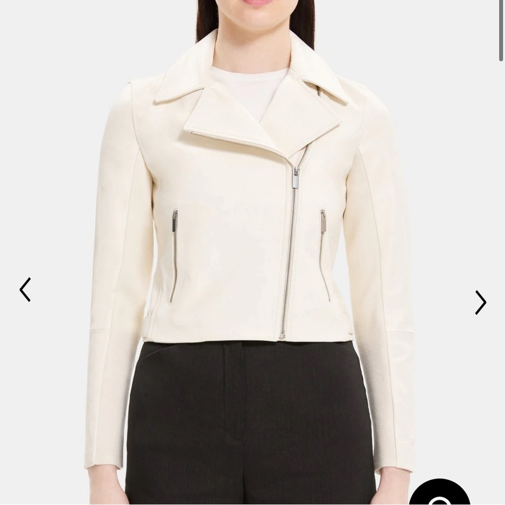 Theory New Moto Jacket in Leather - size M